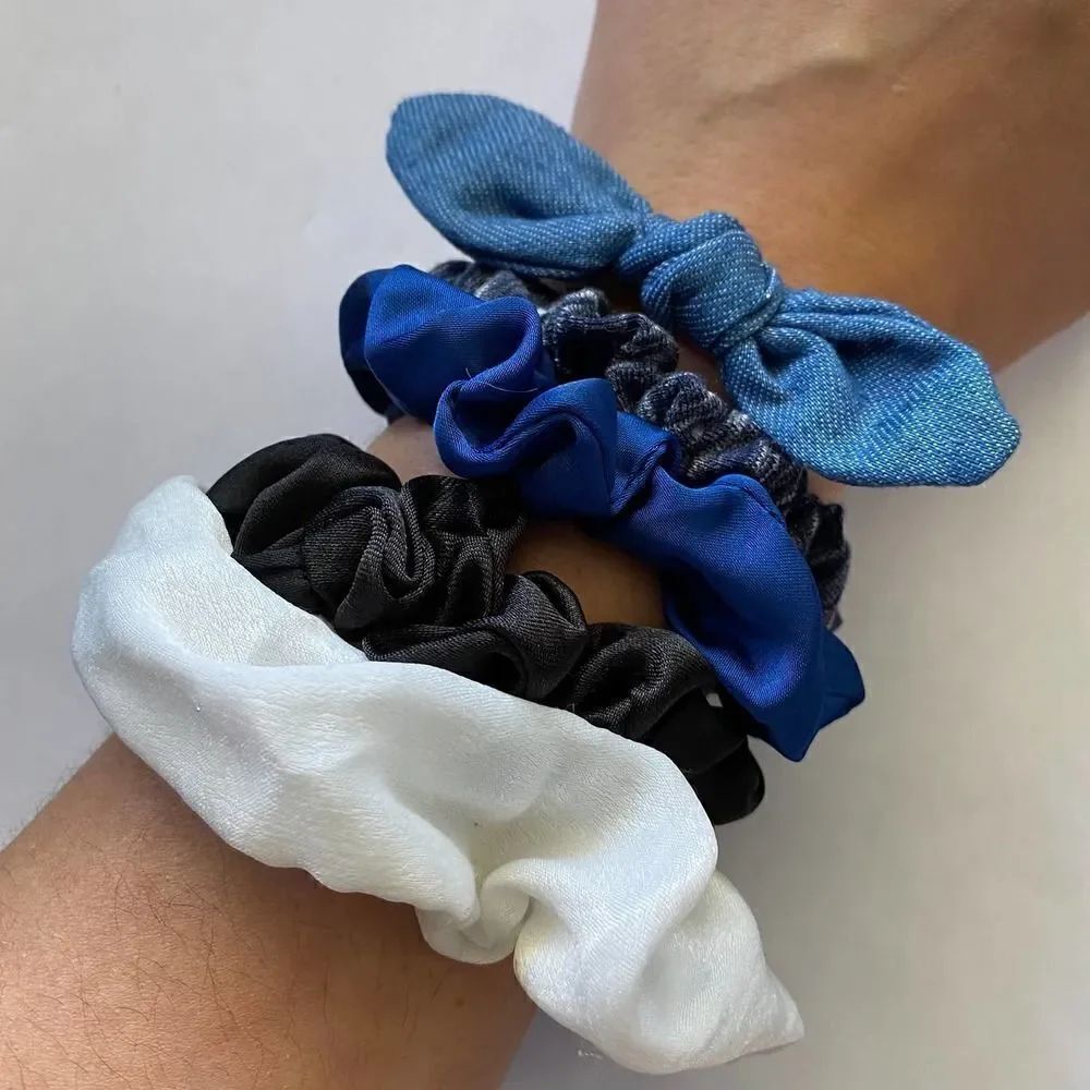 Set of 5 Scrunchies - Navy and Denim Bow